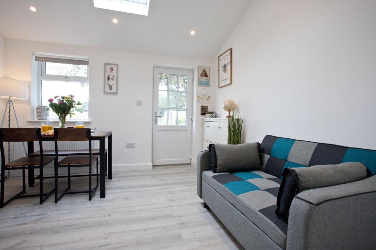 The Bearded Goat Den - A Rural Retreat At This Modern Holiday Cottage Saint Leonards Exterior foto